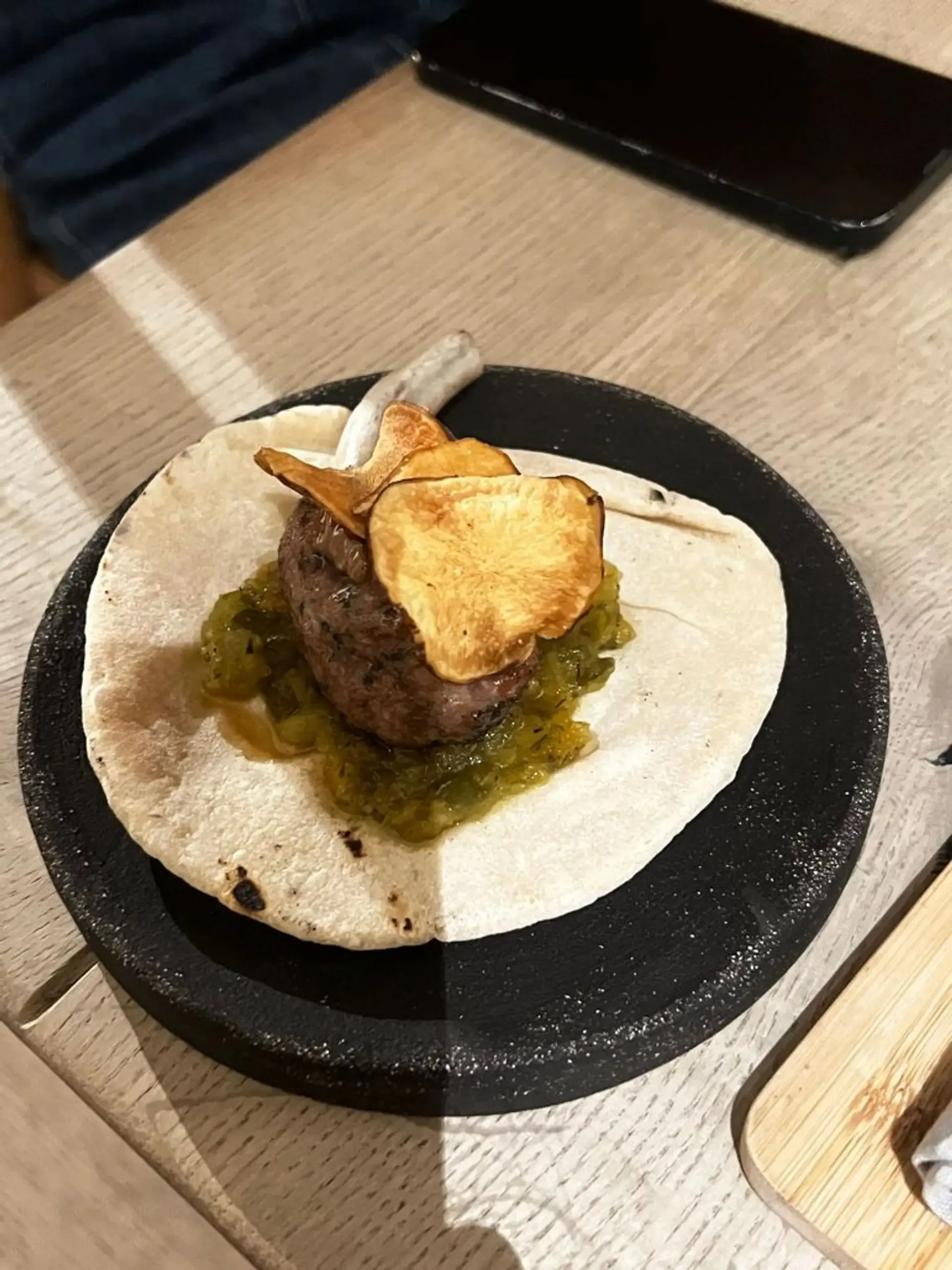Pita su raugu. Sultinga, gardi mėsytė, labai skanus agurkų pagardas ir maloniai