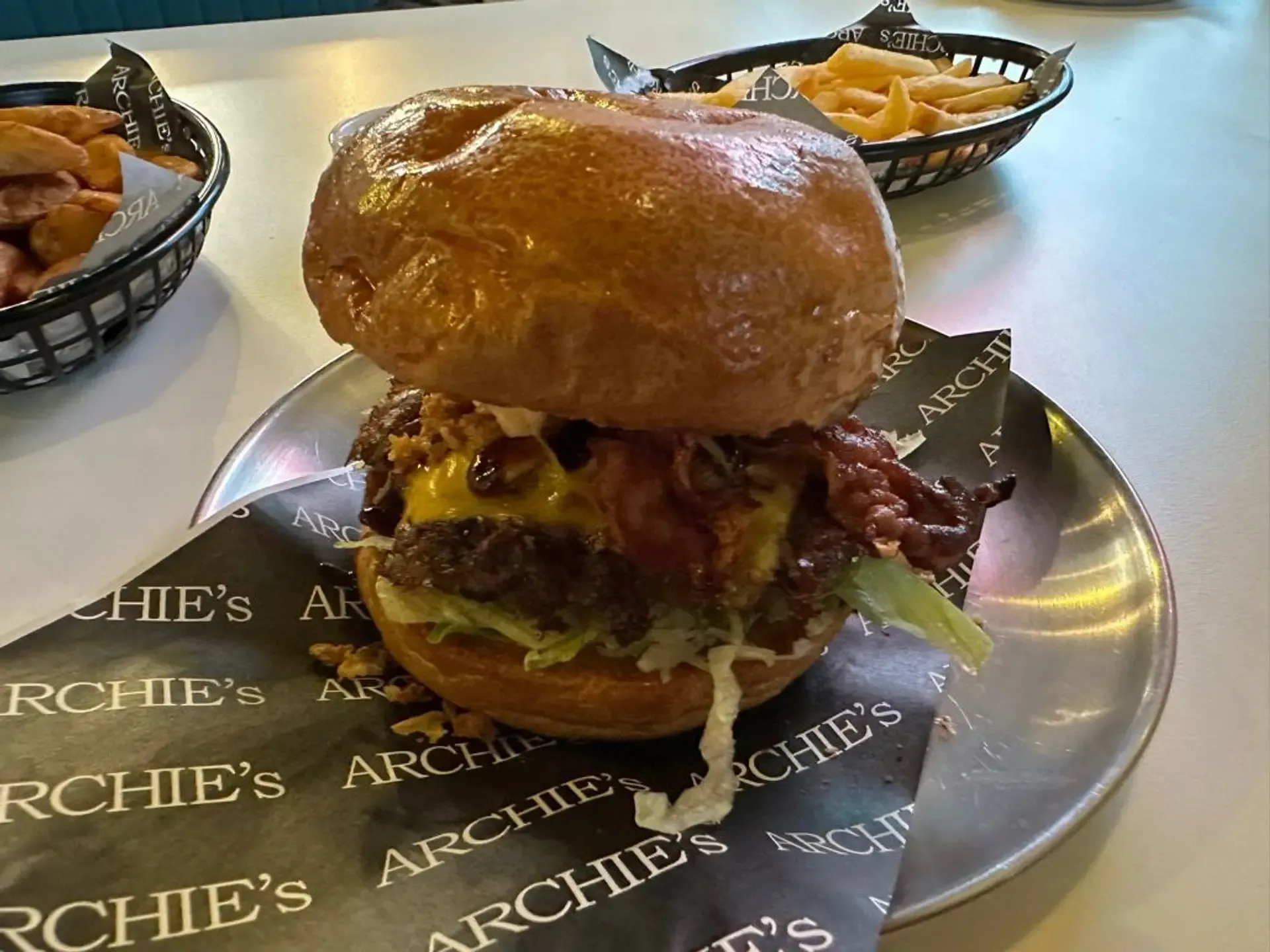 Galvojau, kad Archie’s turėjo geriausią smashed burgerį Vilniuje ir tada jie man