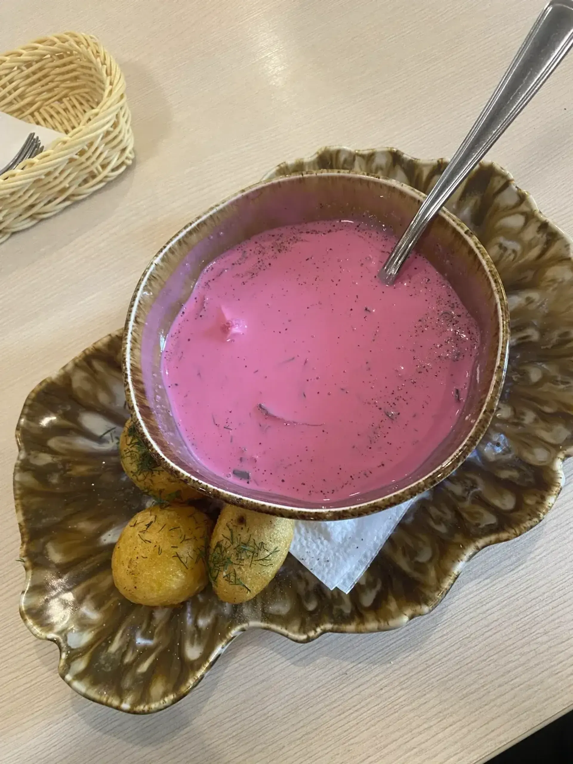 Pipirų visur prisivarau pats, tai neišsigąskit :D
Bet… kainavo 5.3€, nemanau, k