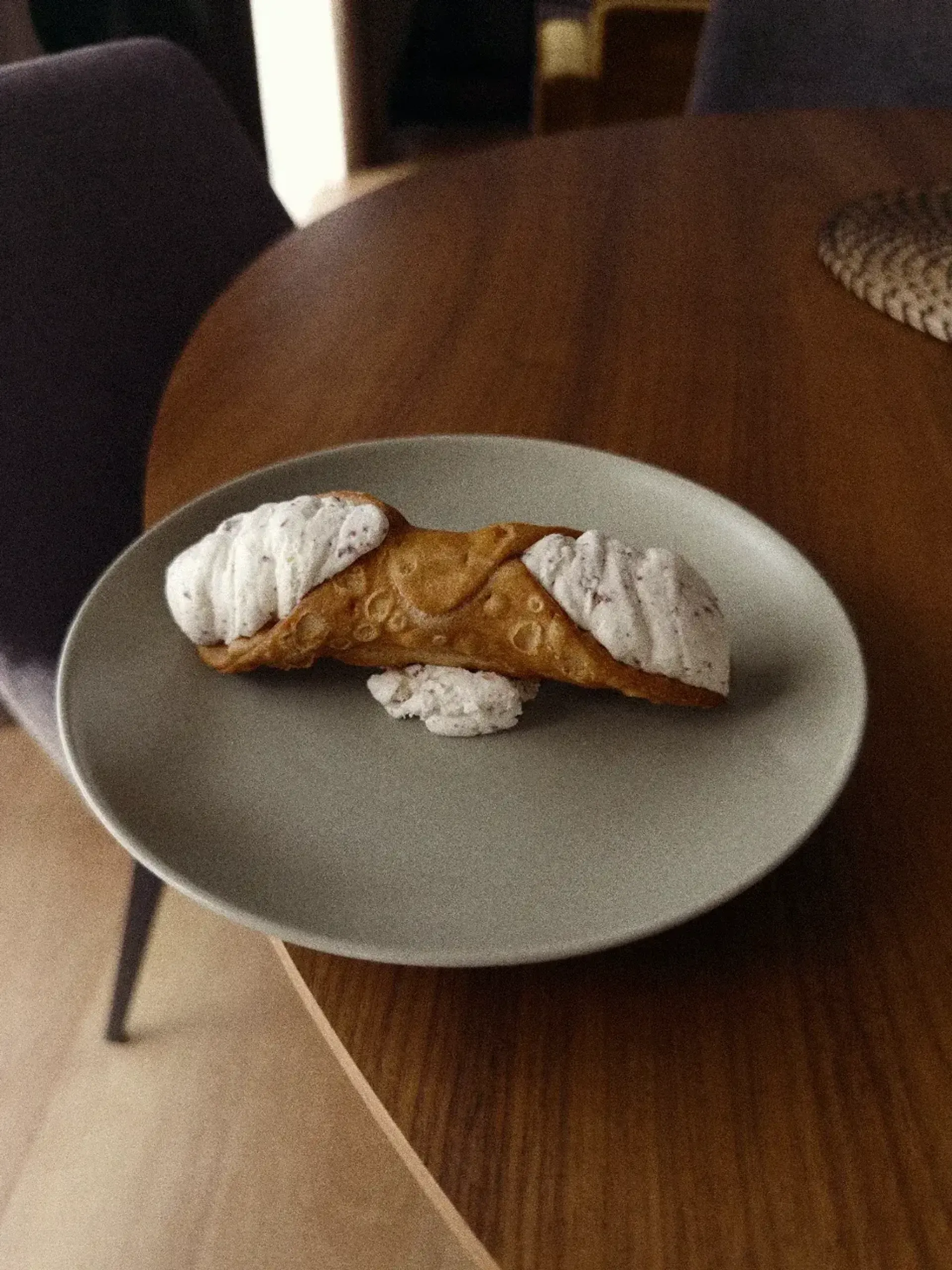 Pirmą kart ragavau kanolių, tai lyginu bendrai su desertais. Labai patiko. Kad k
