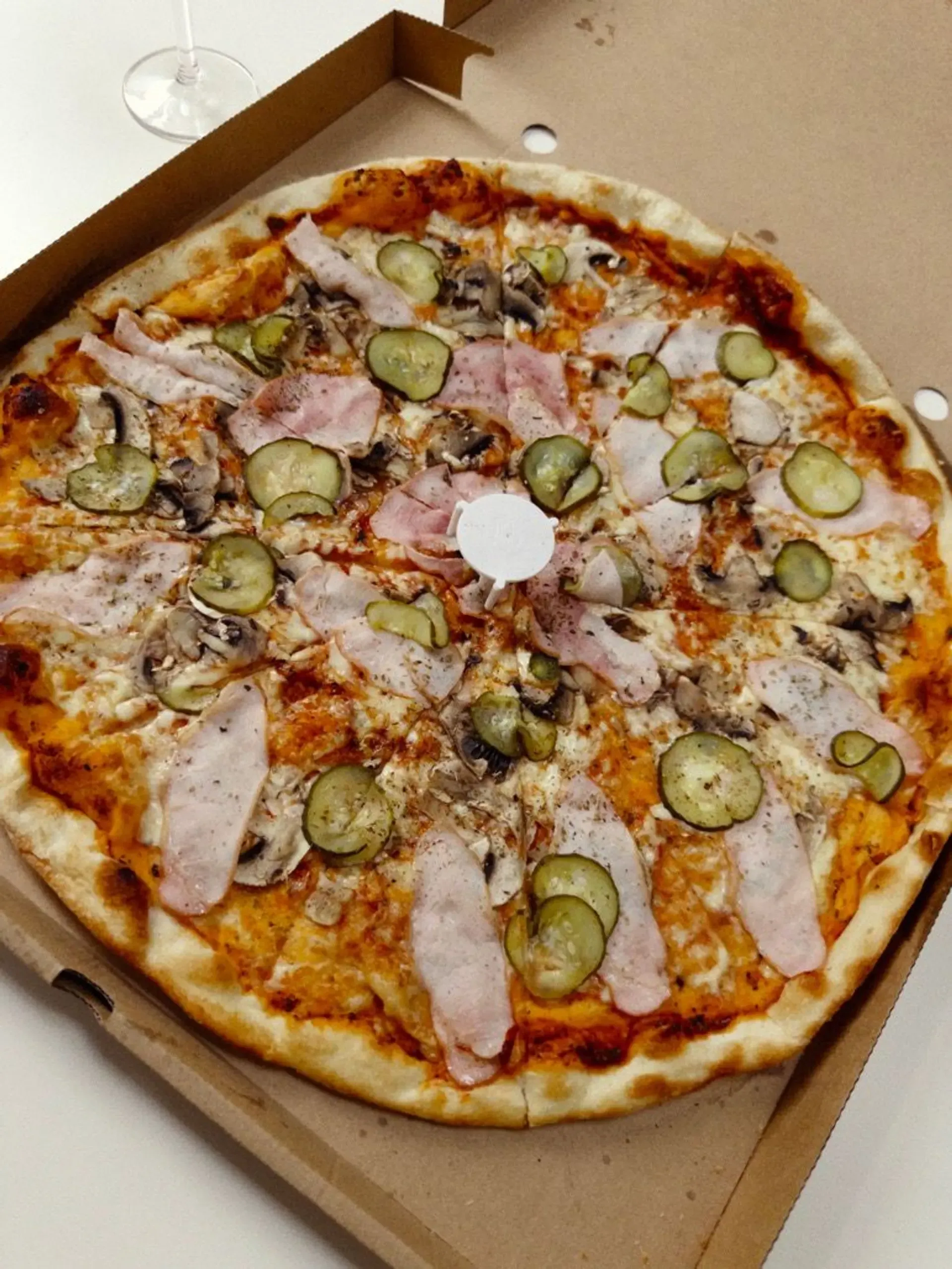 Primena, kaip anksčiau gamindavo Čili picoj. Sausoka, ingredientų kukliai, padas