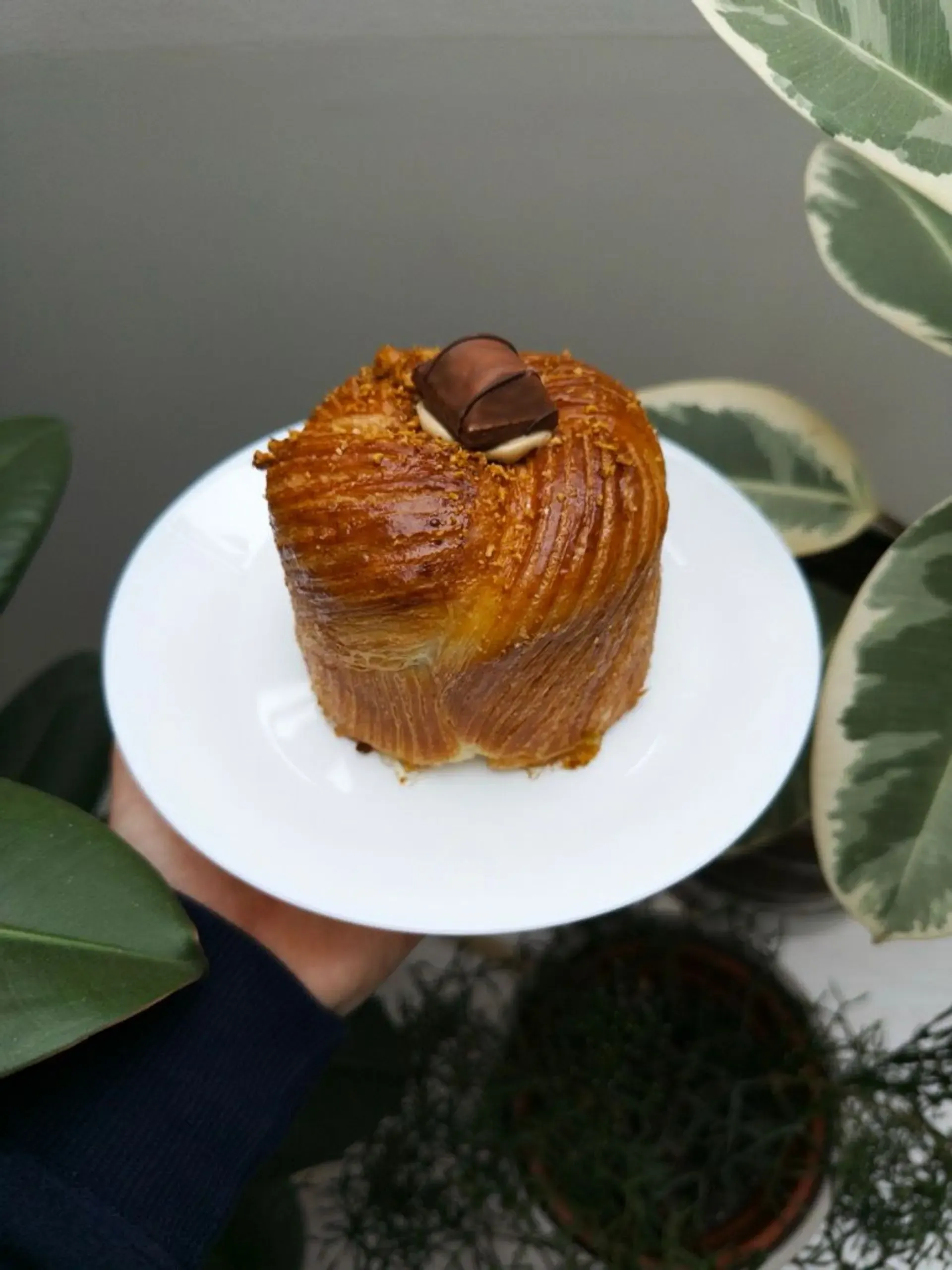 Esu pratusi prie labai gero “Sweet roll” kinder bueno spurgos įdaro. Šitas buvo