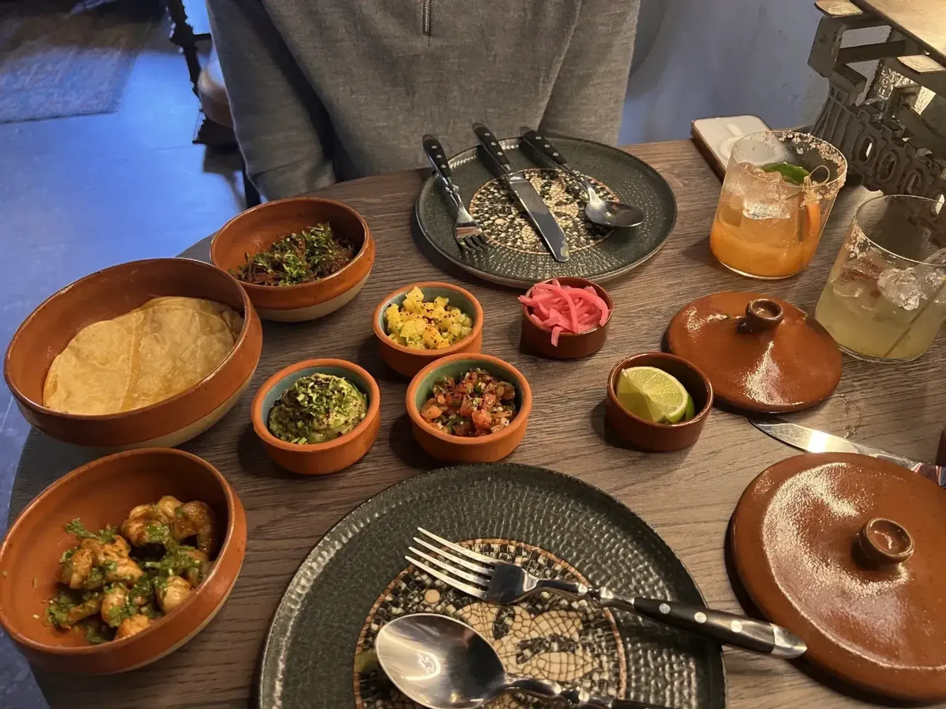 Labai jau mid😣 Tortilijos tikrai skanios ir ‘tradicinės’ bet bendrai, ingredien