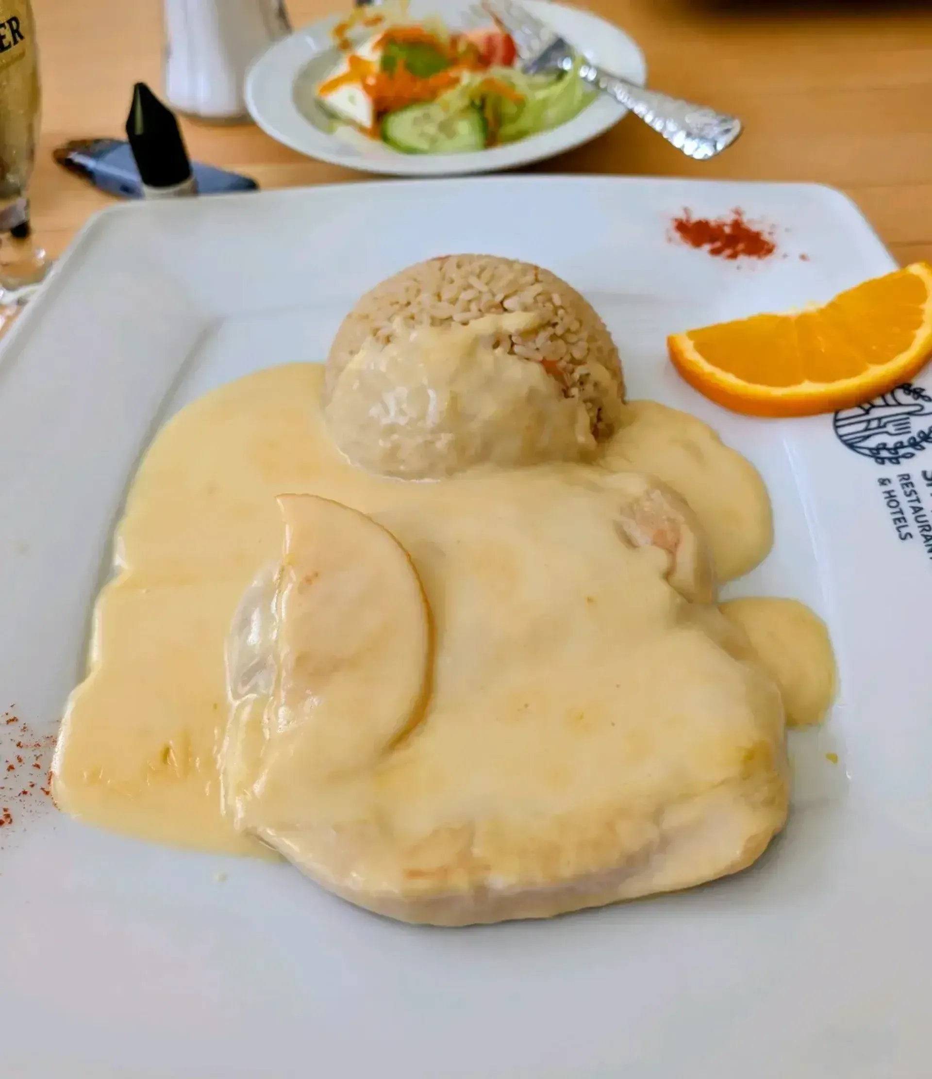 Maldauju iš mane nežvengti - aš pati žinau koks kolosalus feilas graikų restoran