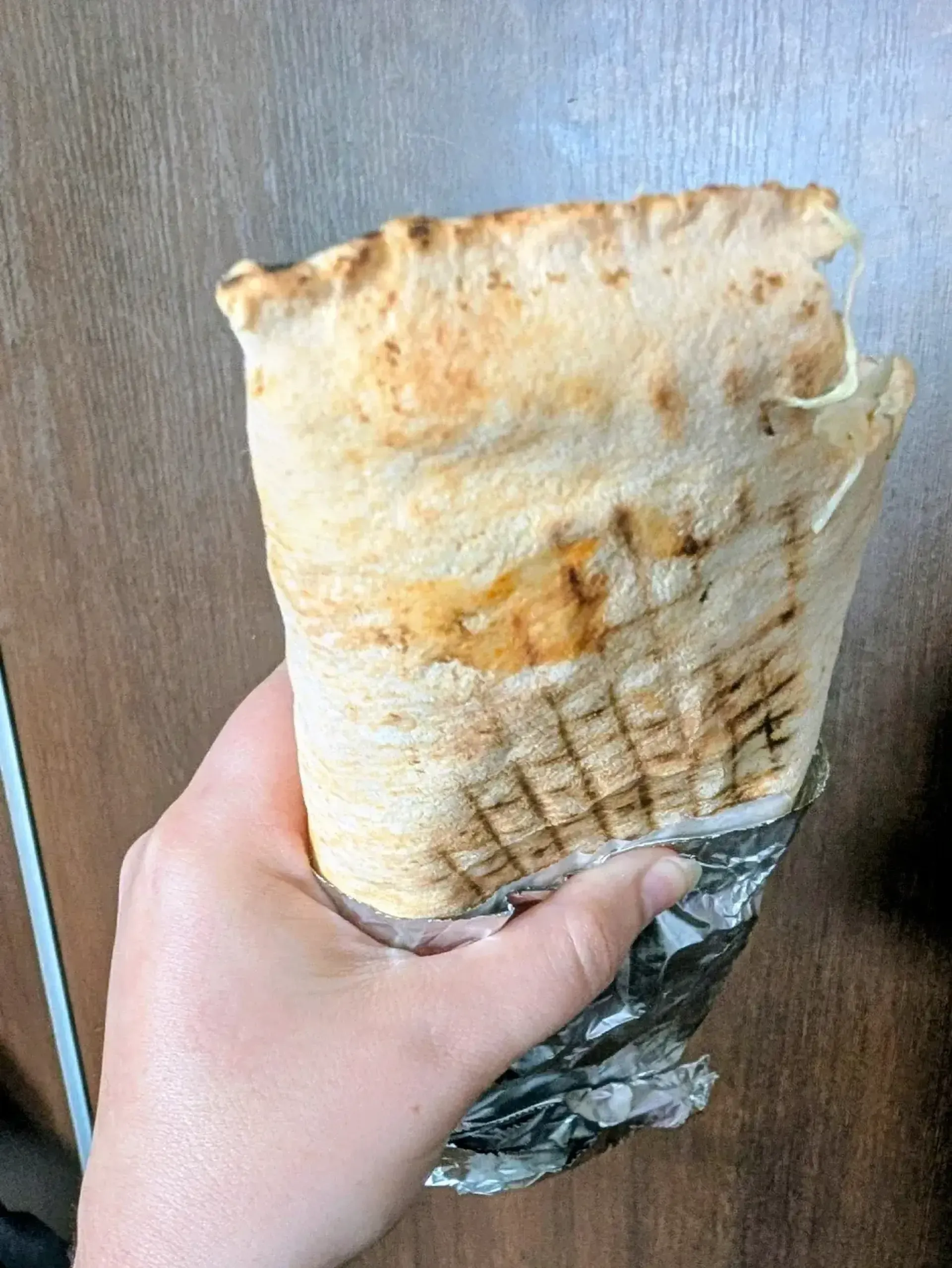 Su Todže kaip su biču, kurį 12 val nakties sutikai prie baro - tą vakarą smagu b