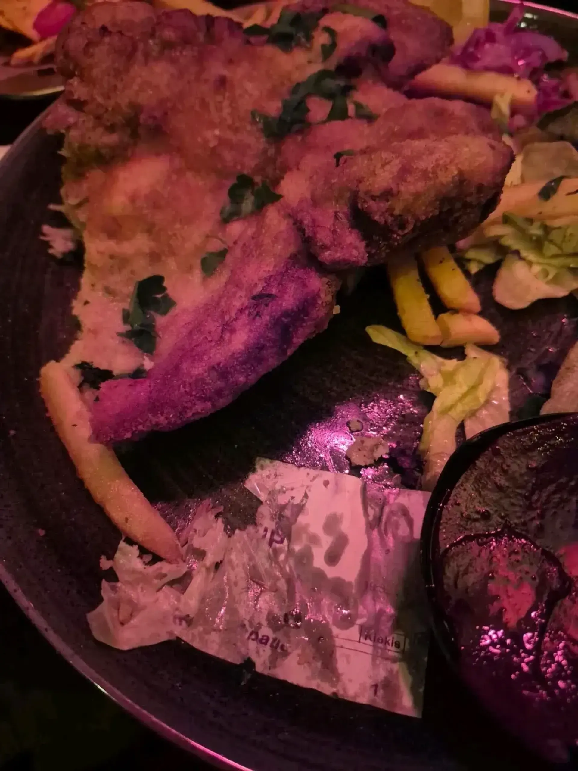 Jei jūsų vakaro planuose yra skaičiukų valgymas - nisha beer garden siūlo šnicel