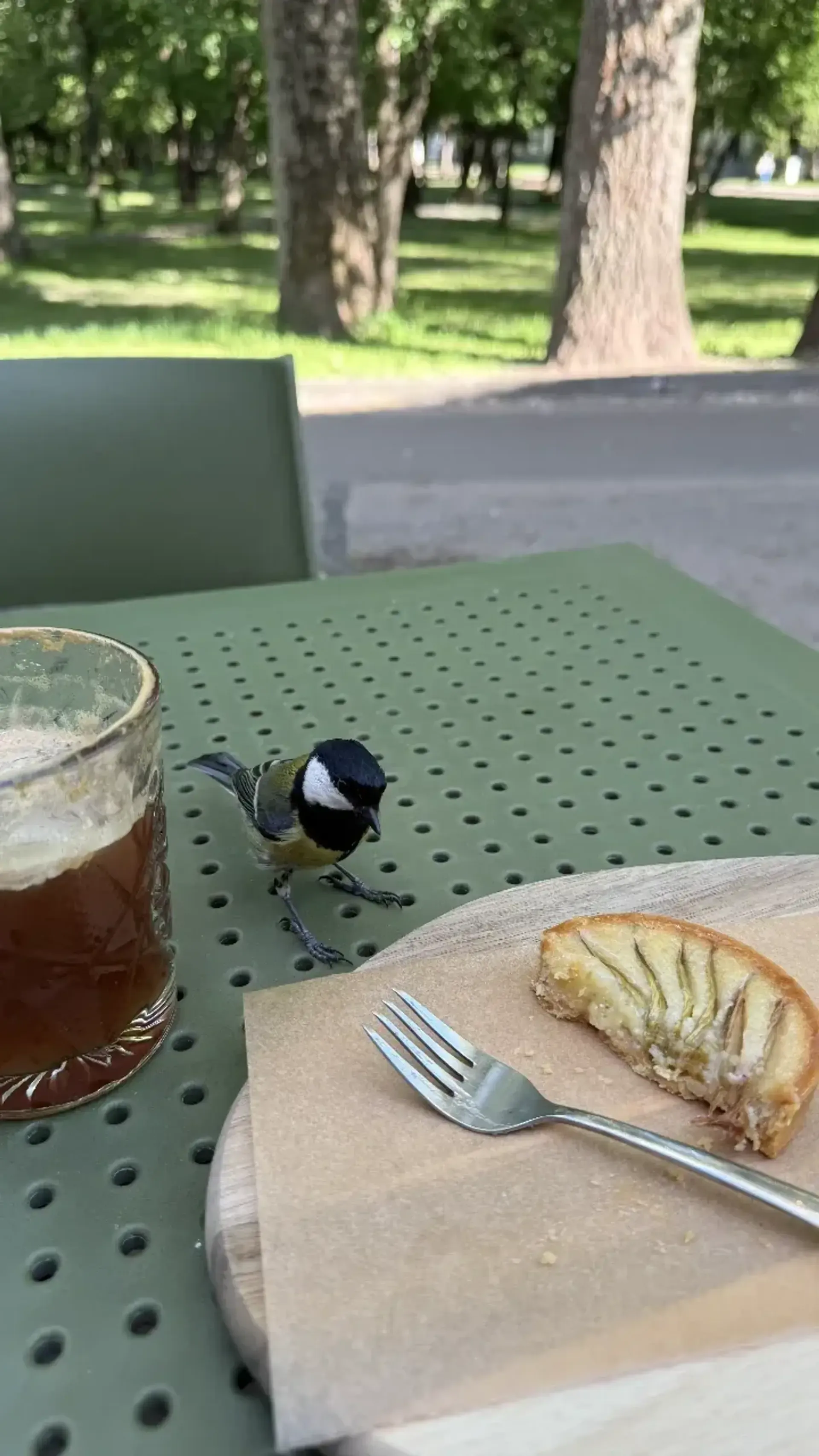 Pritrūko rabarbariškumo, labiau jautėsi sviestas, tai riebu kaip reikalas. Bet k