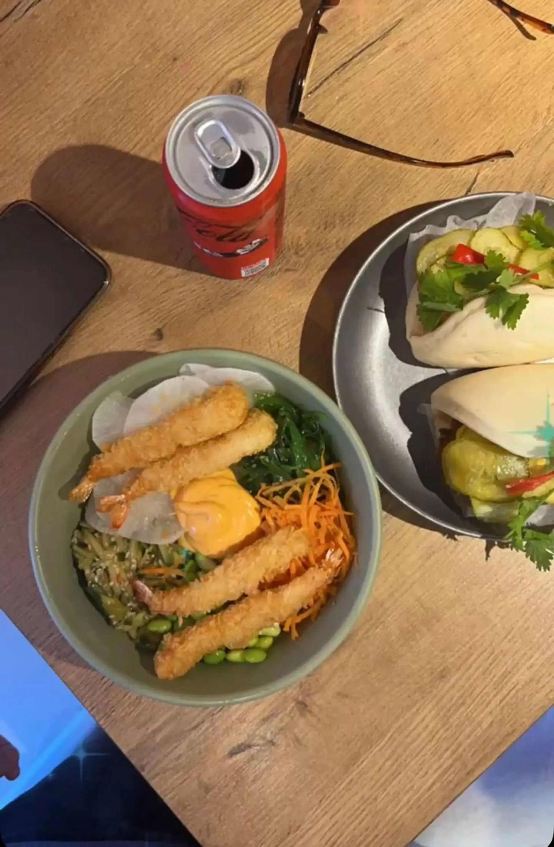 Zinokit, kazkas wow. Neitiketina. Pirma karta gyvenime ragavau poke bowl. Nenusi