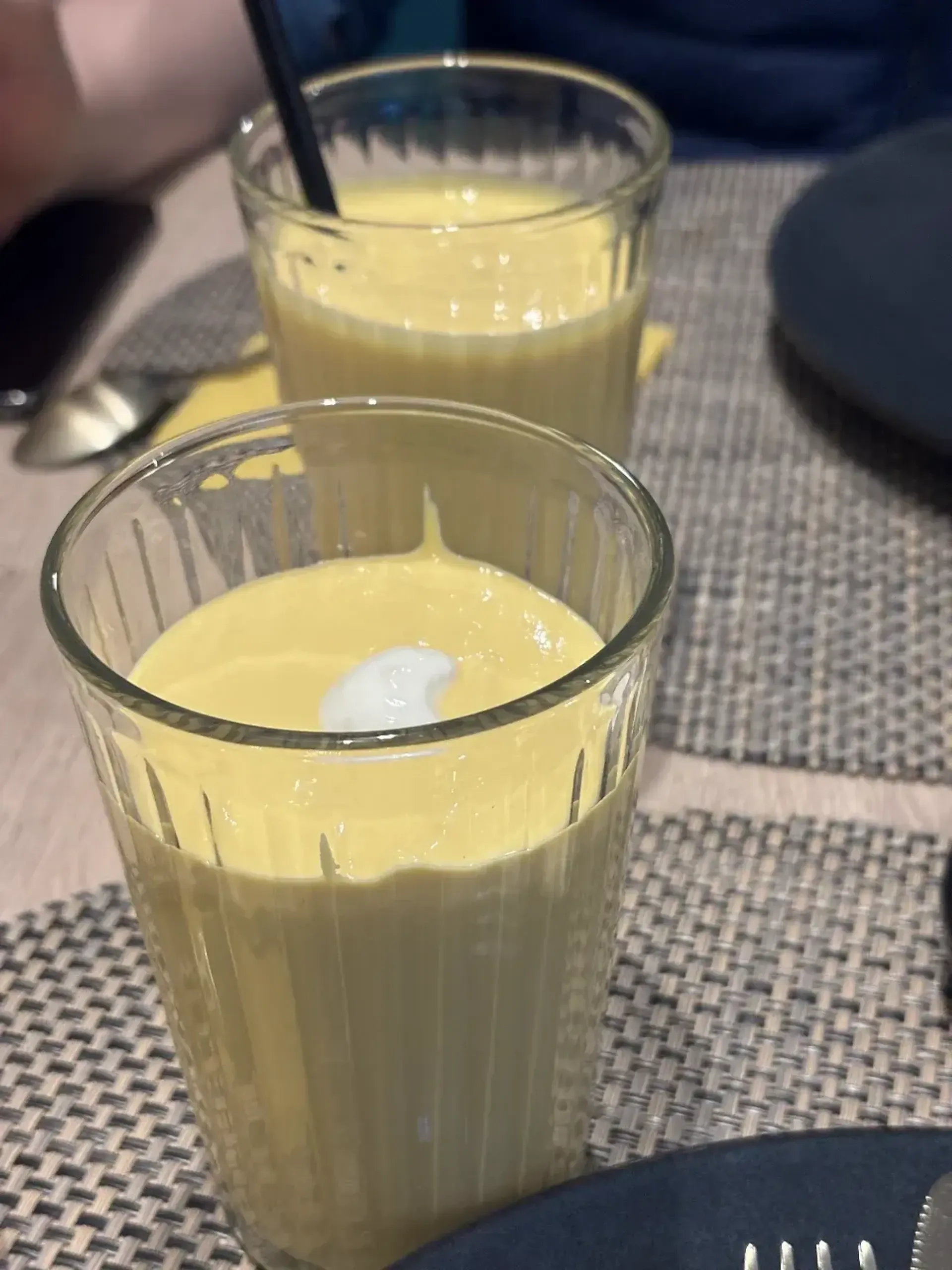 gardumėlis, bet tas gardumėlis toks skalsus, kad net sudėtinga jau po maistelių