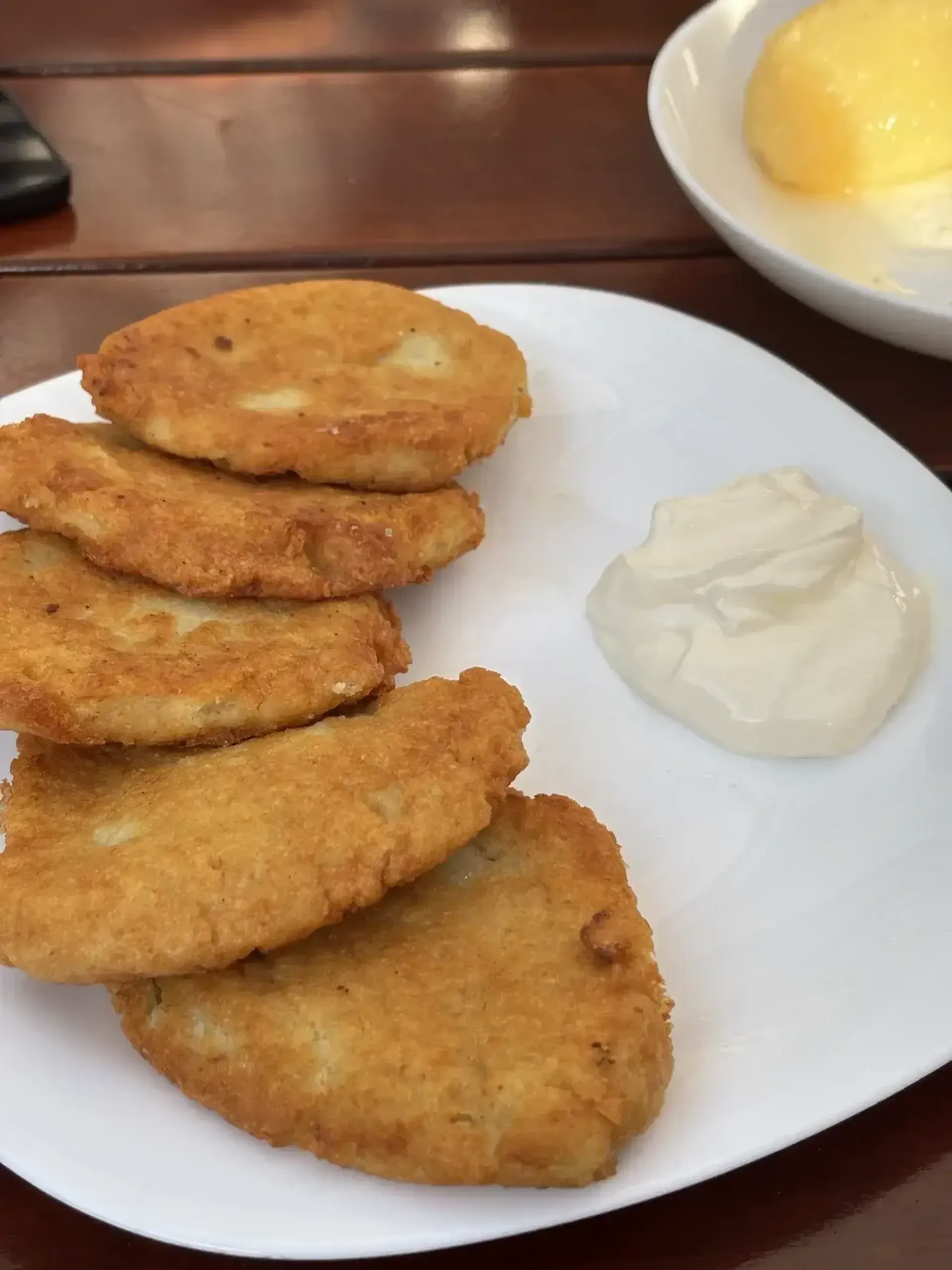 teisti, bet nėra kad jau neštų stogą, bet tikrai neblogai