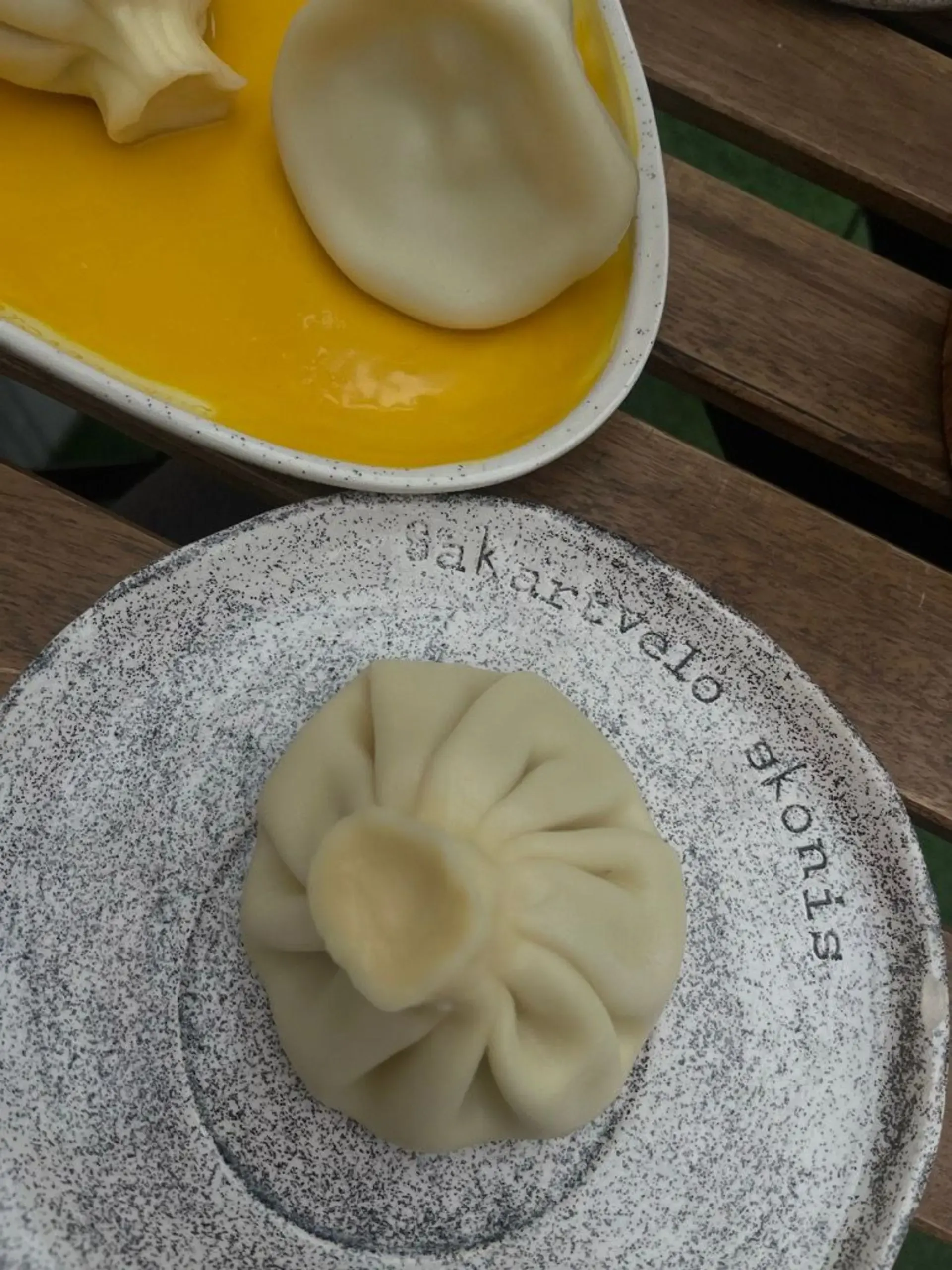 Kurie vis dar abejingi chinkaliams, prašau paragaukite jų čia. Del ju buvo verta