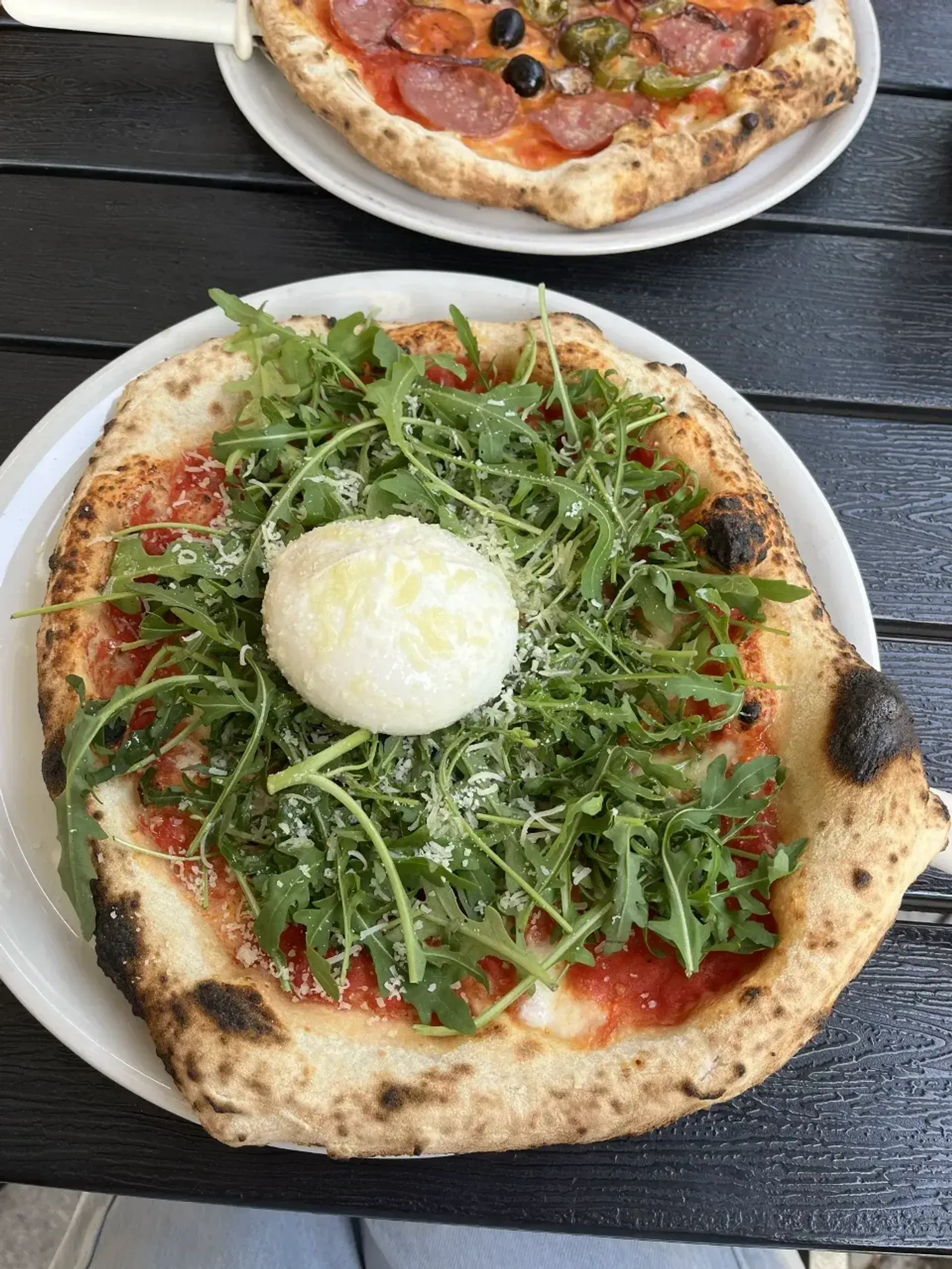 Prosciutto arba labai gerai po rukola buvo pasislėpus, arba pickepys uždėt pamir